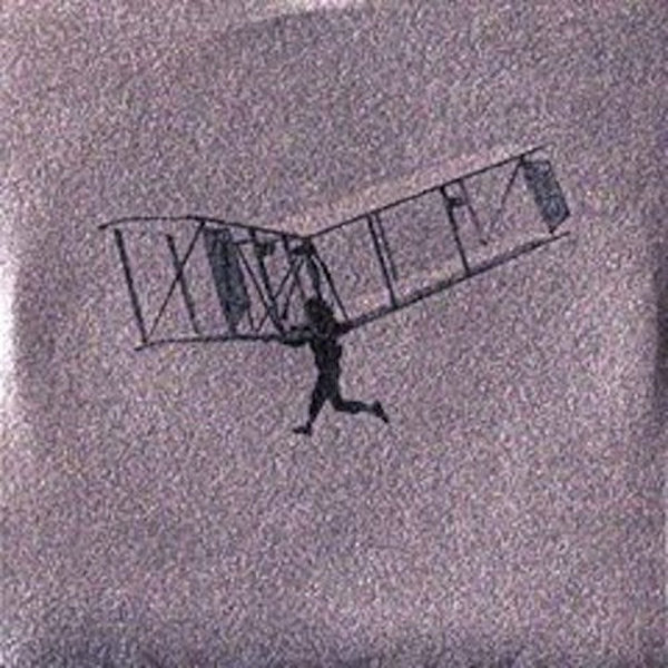 Markus Floats (Markus Lake) is a distinguished contemporary musician based in Tio'tiá:ke/Montreal